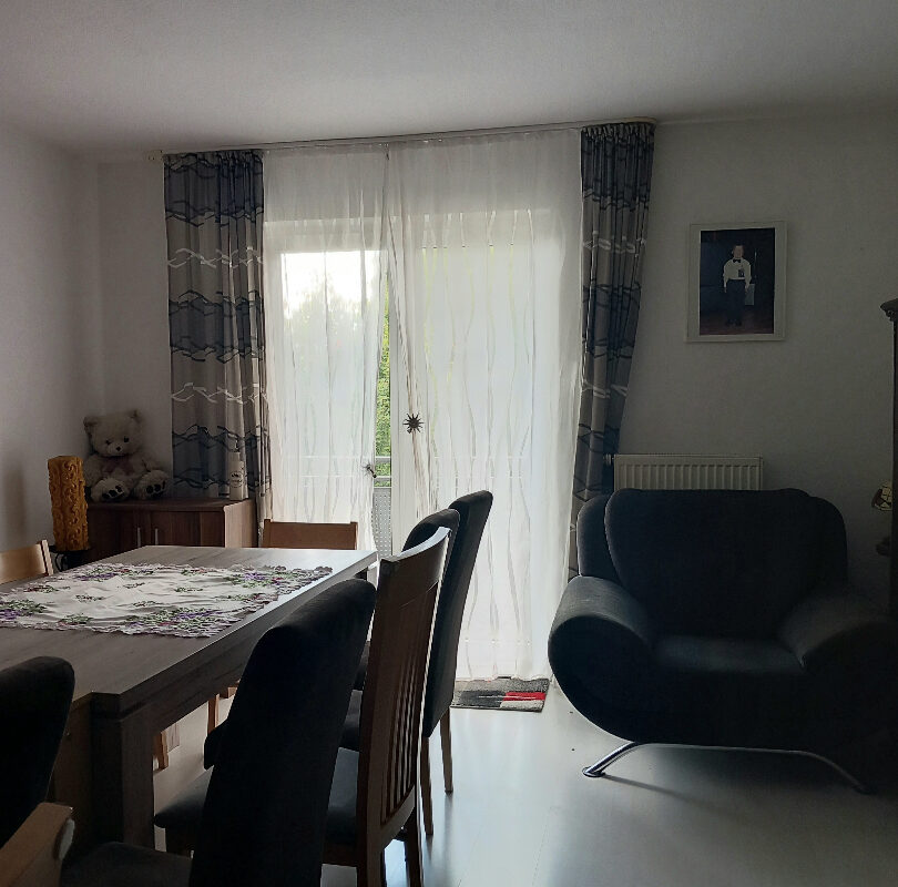 Bild zum Angebot: Zentral gelegen mit Aufzug und Balkon!