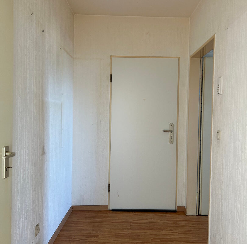 Bild zum Angebot: Mit Weitblick mitten in der City – PKW-Stellplatz kann anmietet werden