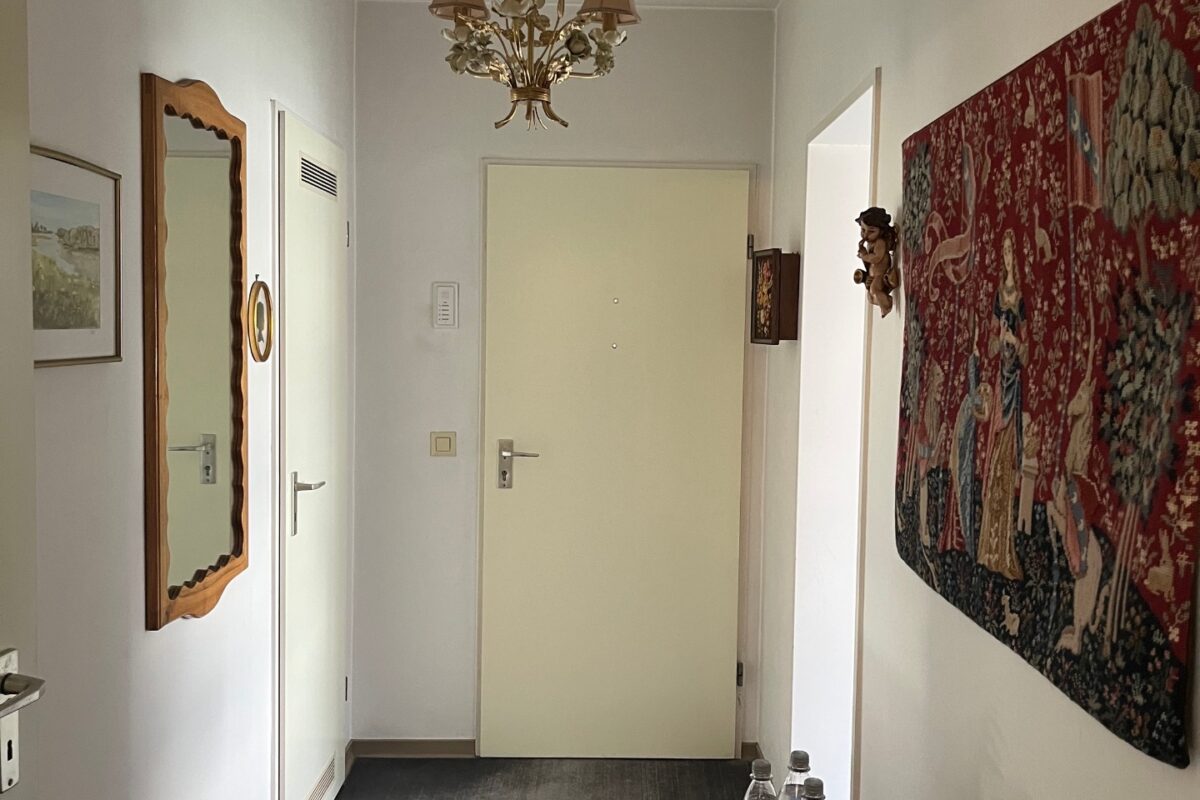 Bild zum Angebot: Geräumige Wohnung mit Balkon in zentraler Lage