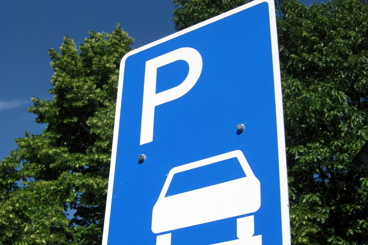 Bild zum Angebot: Tiefgaragenstellplatz – Hackenberger Str. 36