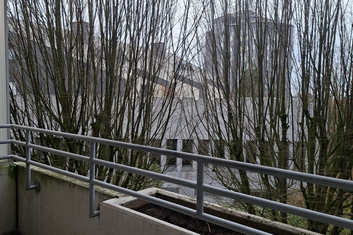 Bild zum Angebot: Geräumige Wohnung mit Balkon in zentraler Lage