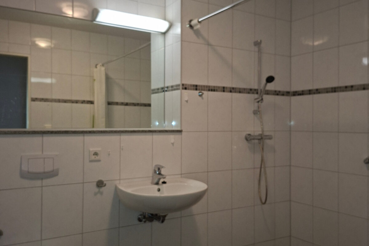 Bild zum Angebot: ab 60 Jahre, barrierefreie kleine Wohnung im altengerechten wohnen Schneppendahl