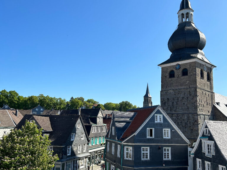 Bild zum Angebot: Wohnen im idyllischen Altbau – Mitten in der Lenneper Altstadt
