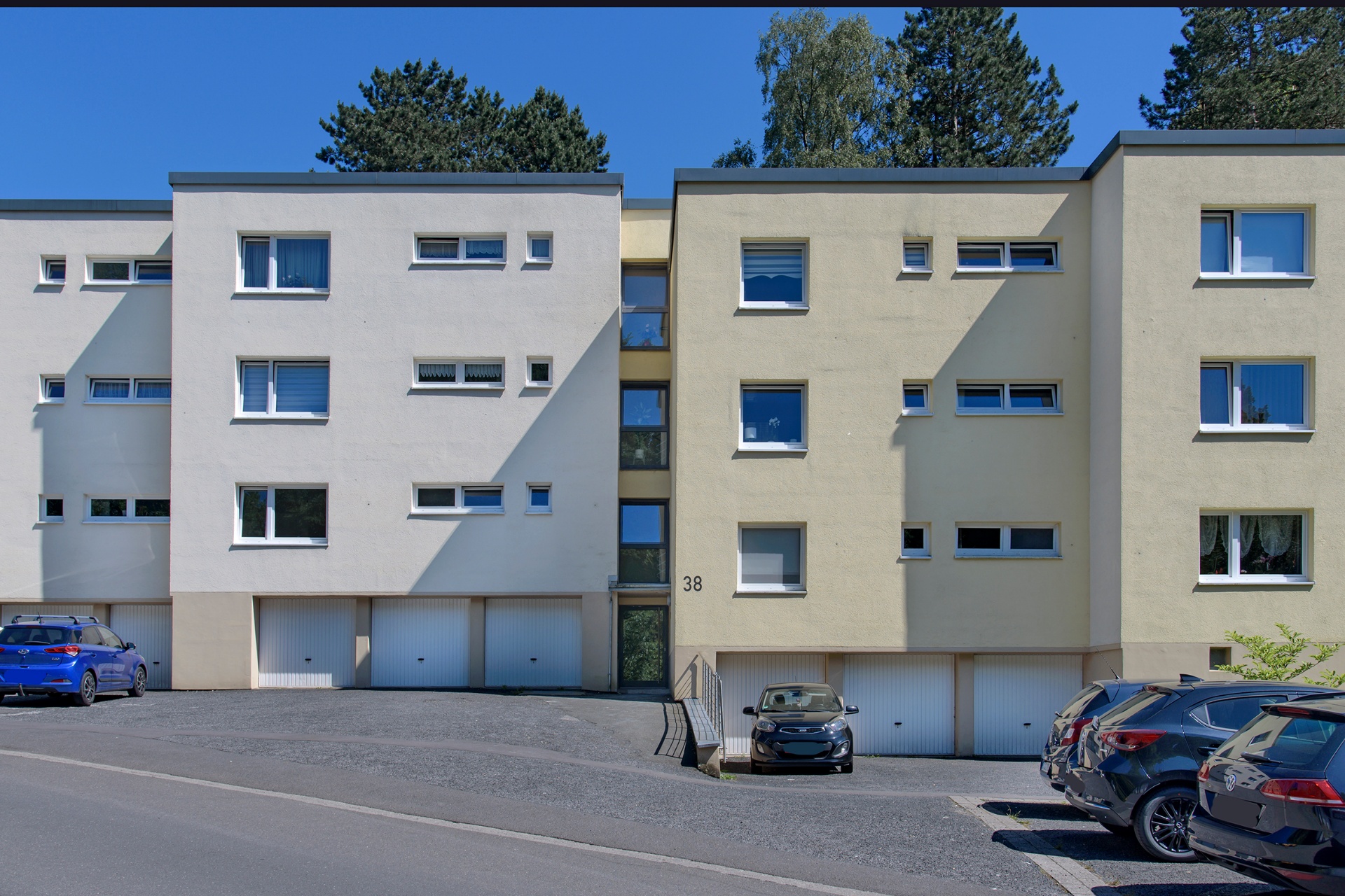 Bild zum Angebot: verfügbarer Garagenplatz Nr. 7 in Remscheid