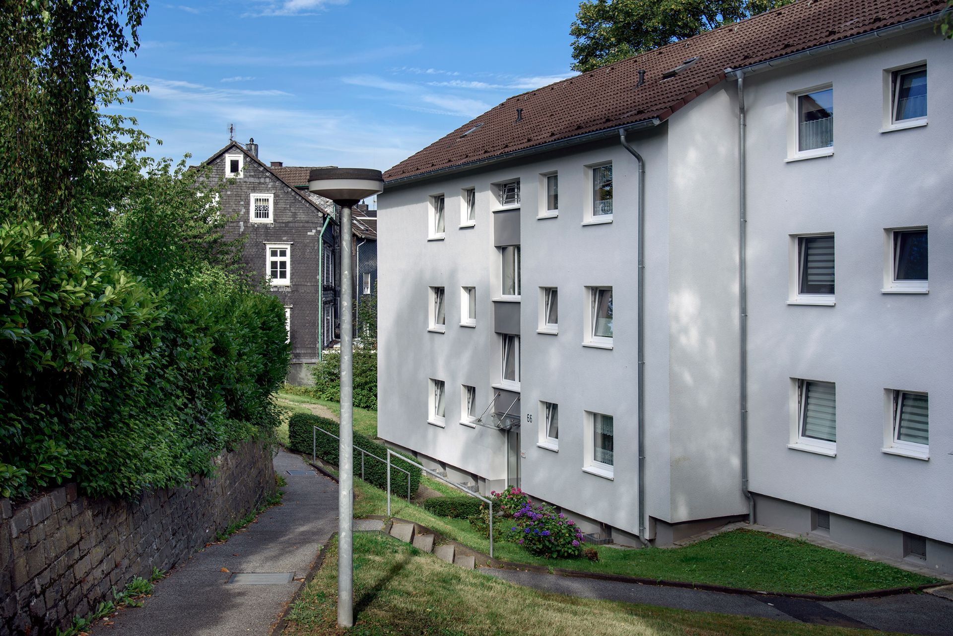 Bild zum Angebot: Gut geschnittene Erdgeschosswohnung mit Balkon