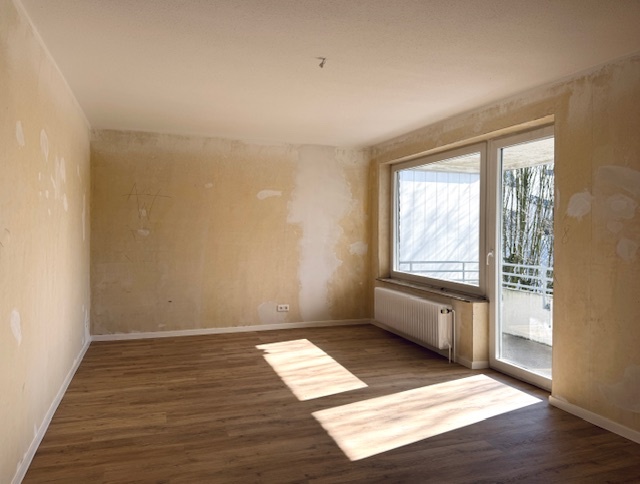 Bild zum Angebot: Geräumige Wohnung mit Balkon in zentraler Lage