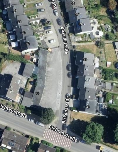 Bild zum Angebot: 5 neue Aussenstellplatz Nr. 47-51 in der Birkenstr. ab 01.04.2026 verfügbar