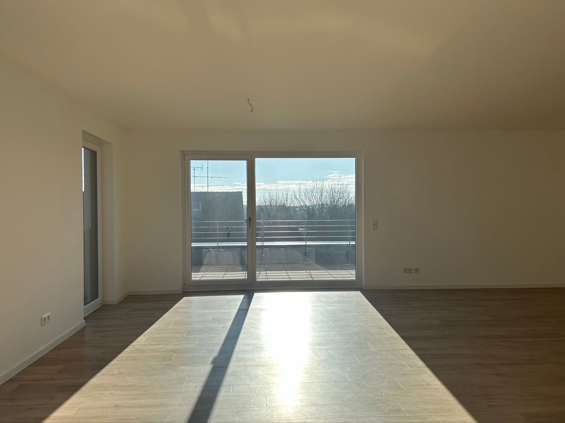 Bild zum Angebot: Tolle Penthouse-Wohnung mit fantastischer Aussicht über Remscheid-Lennep