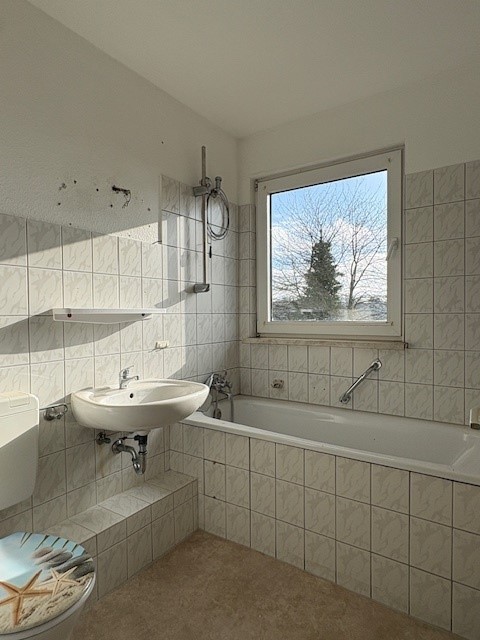 Bild zum Angebot: Sonnige Dachgeschosswohnung mit Wohlfühlcharakter